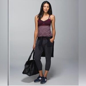 Lululemon Breathe In Tank
Heathered Bordeaux Drama / Bordeaux Drama / Rust Berry